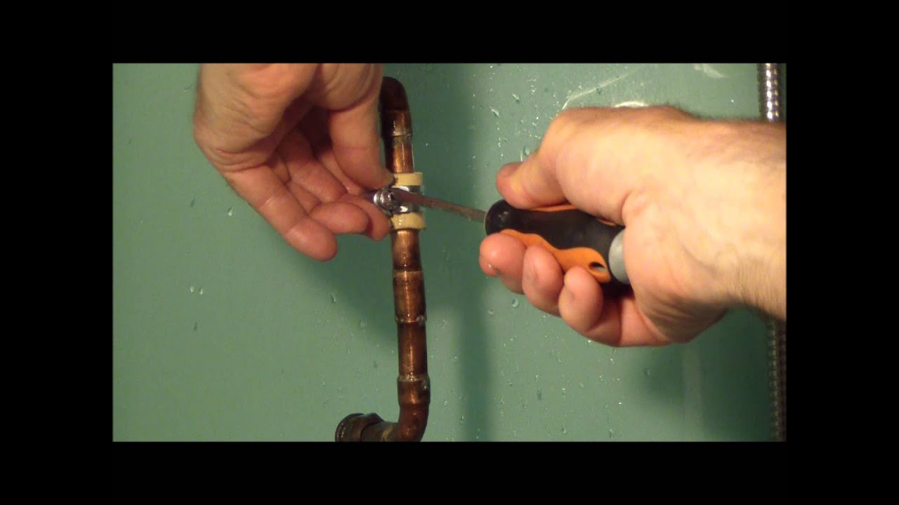 Comment arrêter une fuite d'eau en urgence sans devoir couper l'eau au compteur !🙂