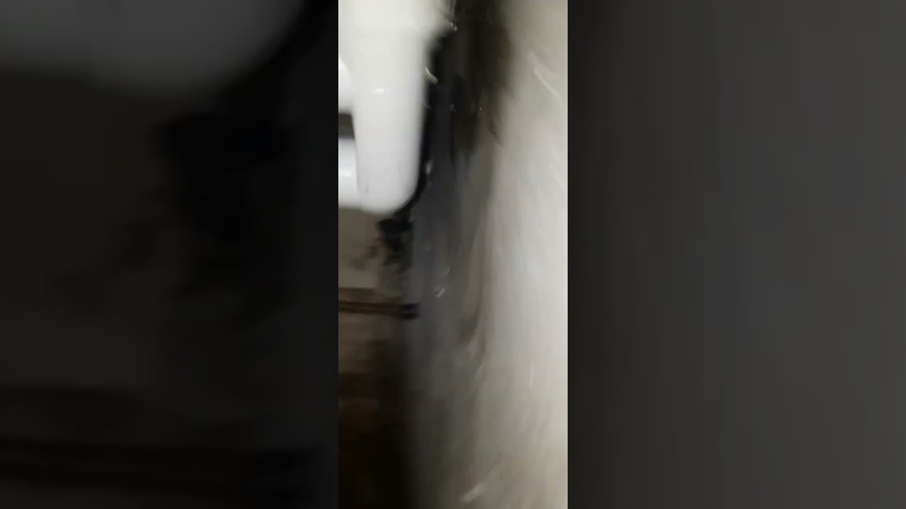 #fuites le plus souvent sur le siphon de #baignoire ou Douche