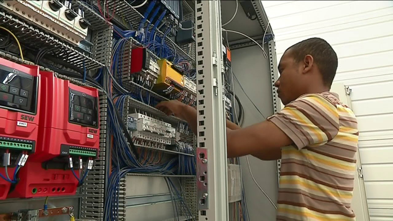 Les métiers du bâtiment peinent à trouver des apprentis et à recruter de nouveaux employés.